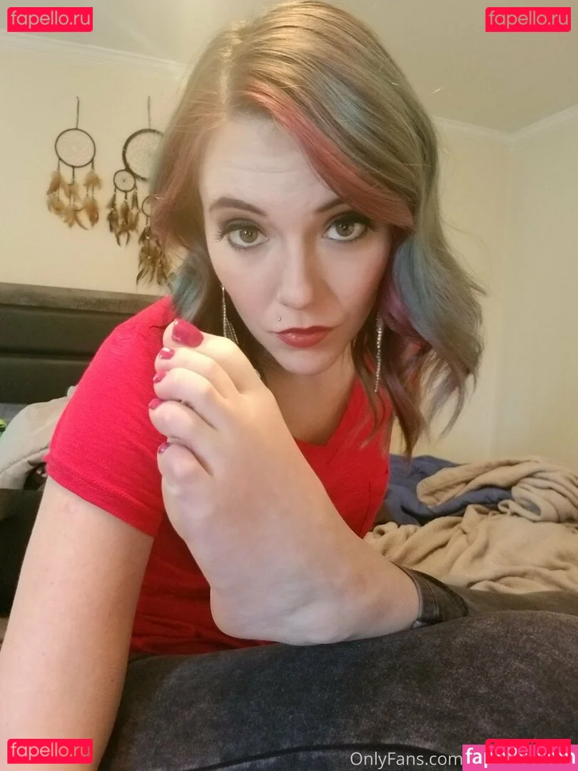 karasfreefeet Onlyfans Photo Gallery 