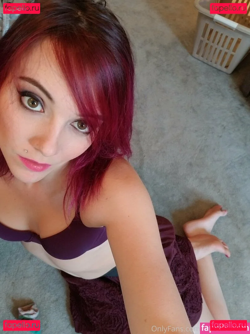 karasfreefeet Onlyfans Photo Gallery 