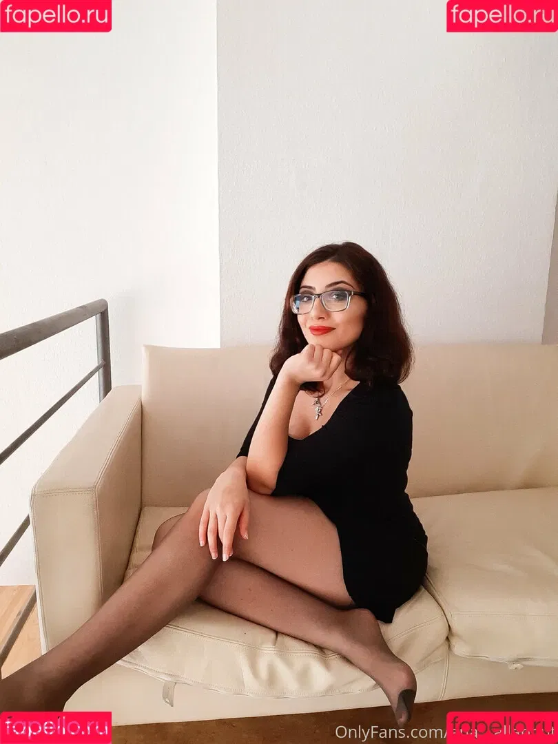 Ana Allabout Onlyfans Photo Gallery 