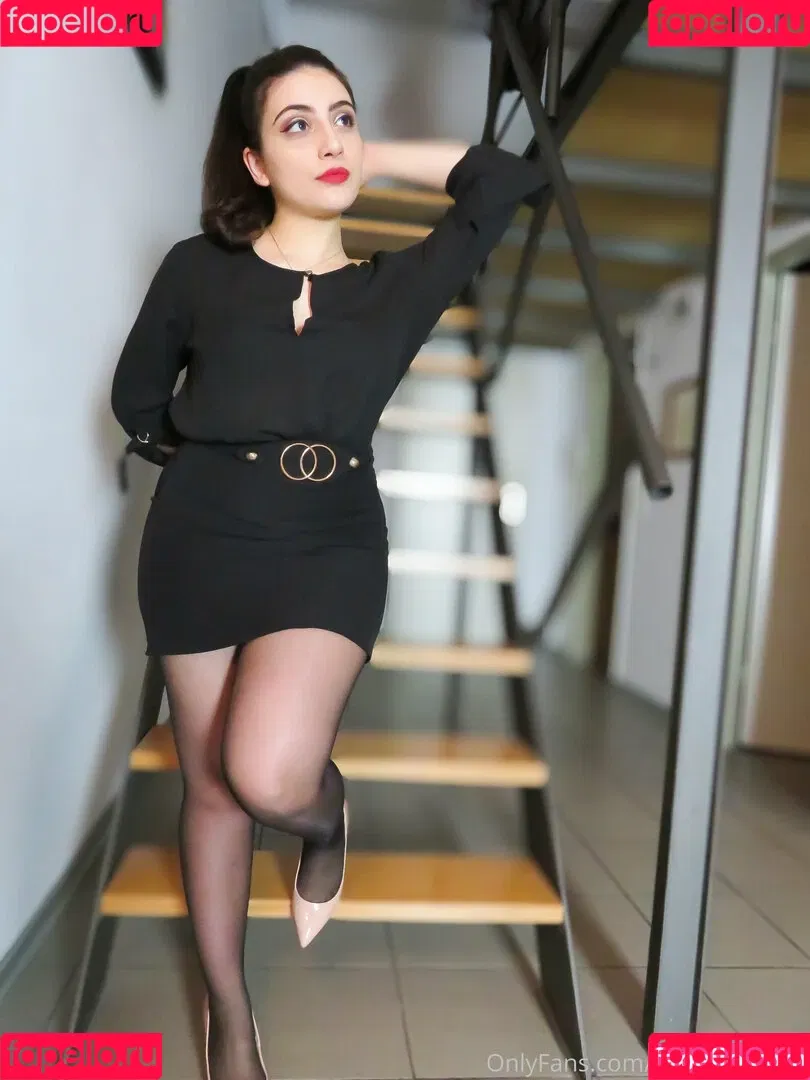 Ana Allabout Onlyfans Photo Gallery 
