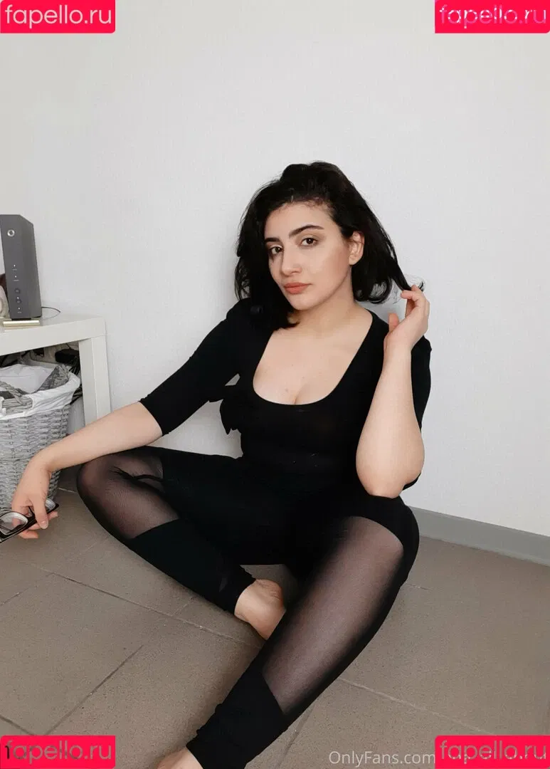 Ana Allabout Onlyfans Photo Gallery 