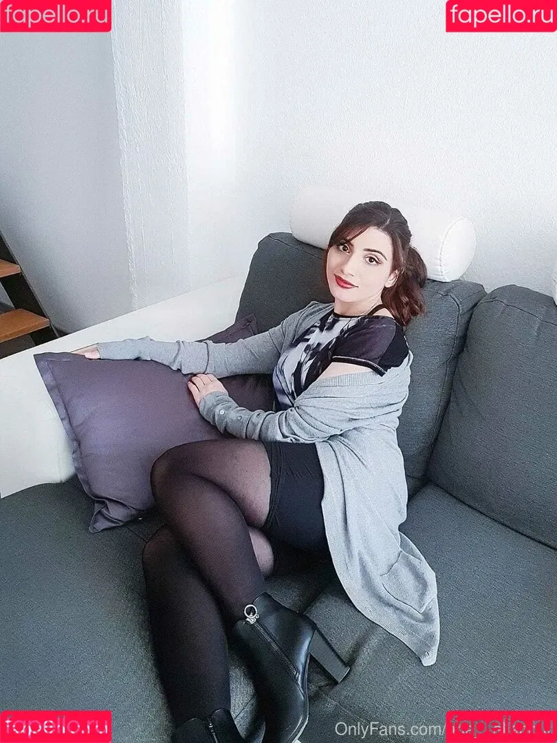 Ana Allabout Onlyfans Photo Gallery 