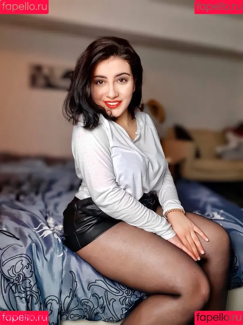 Ana Allabout Onlyfans Photo Gallery 