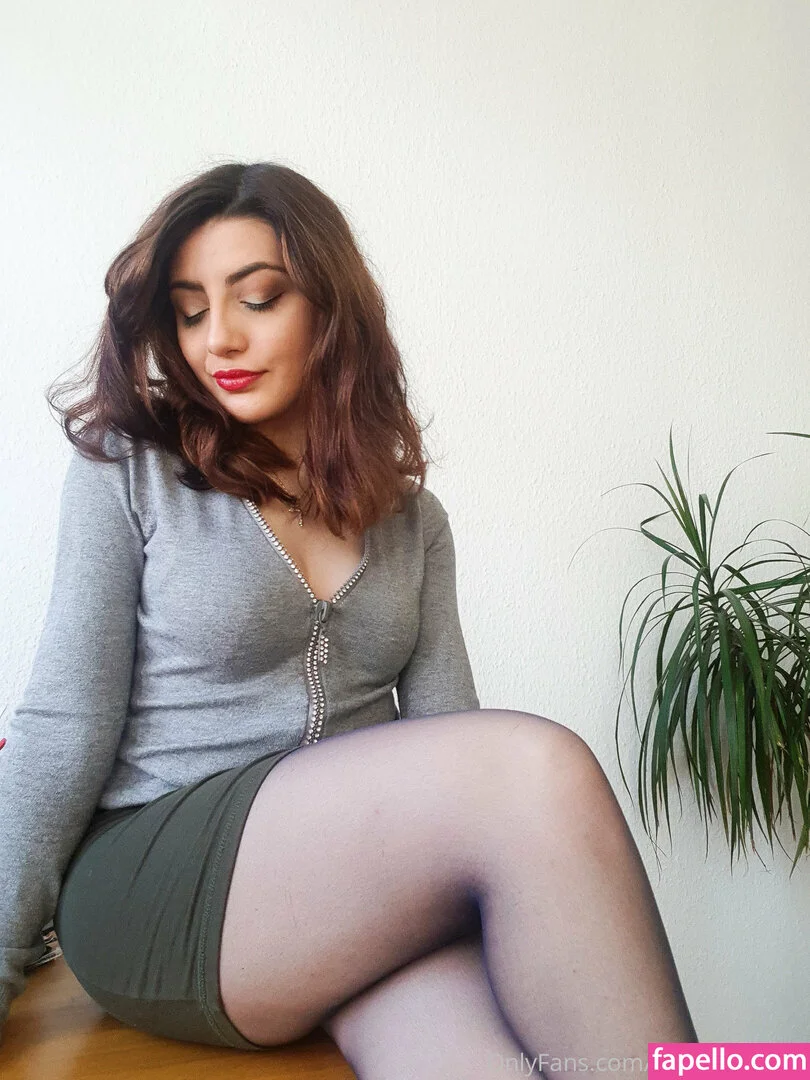 Ana Allabout Onlyfans Photo Gallery 