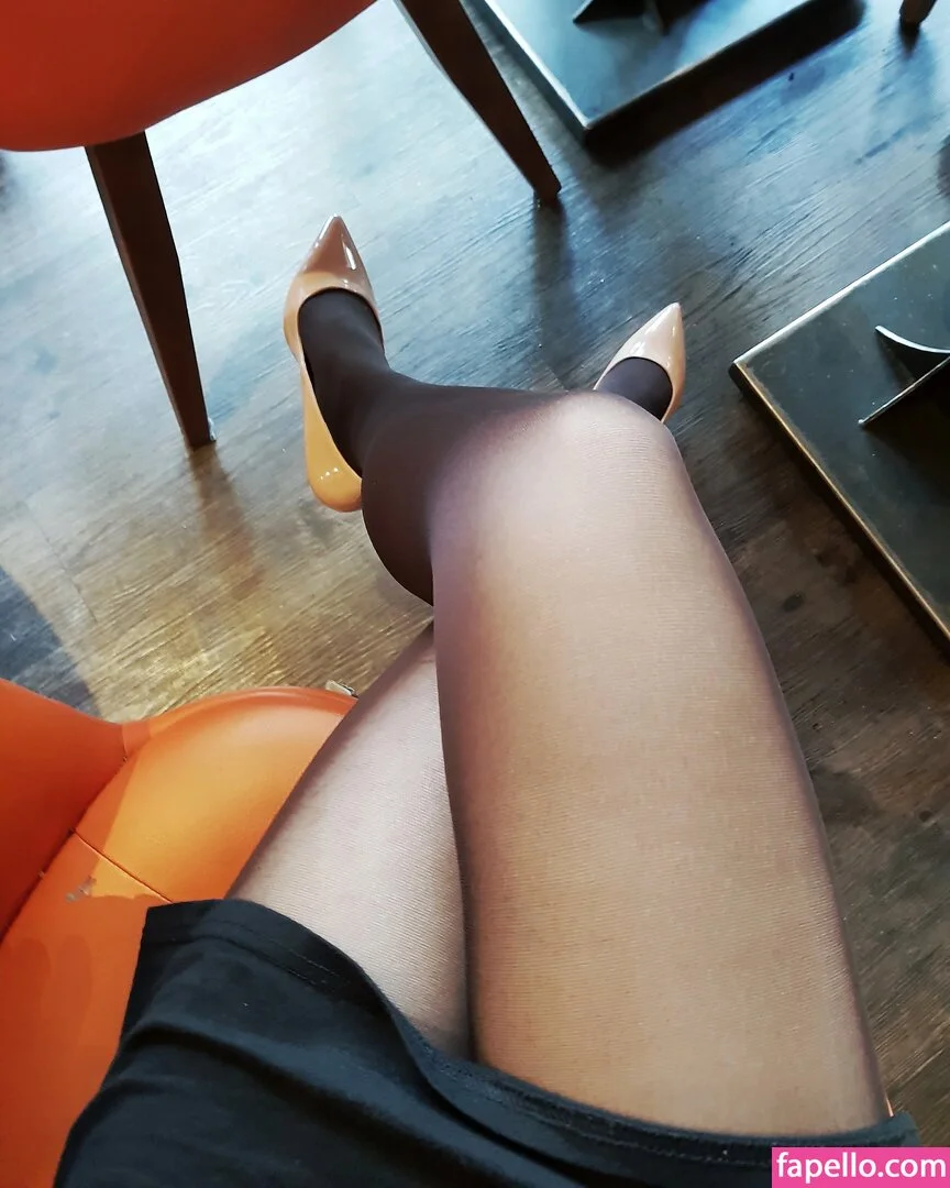 Ana Allabout Onlyfans Photo Gallery 