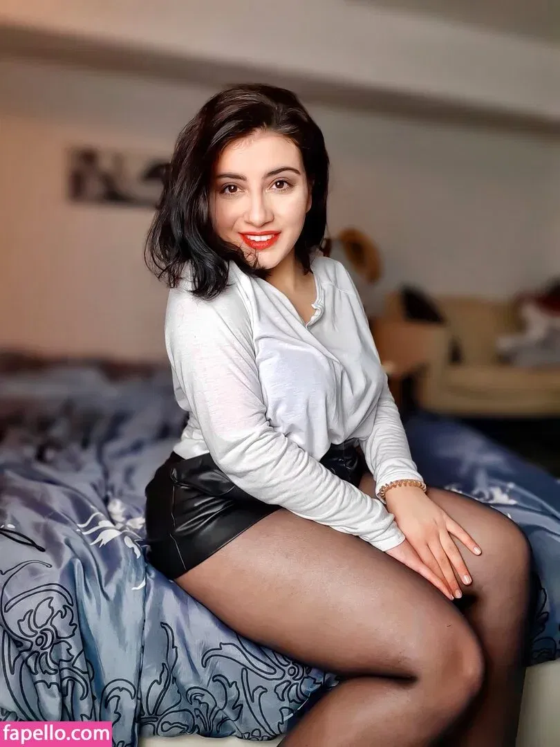 Ana Allabout Onlyfans Photo Gallery 