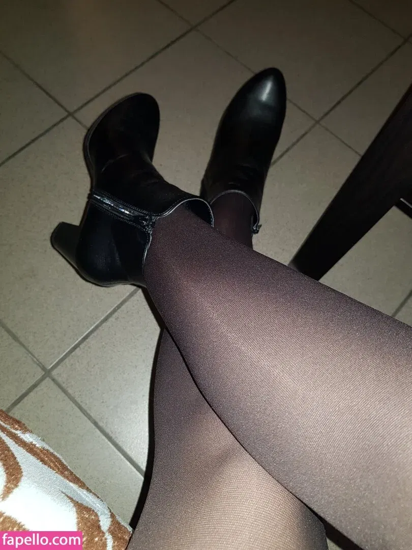 Ana Allabout Onlyfans Photo Gallery 