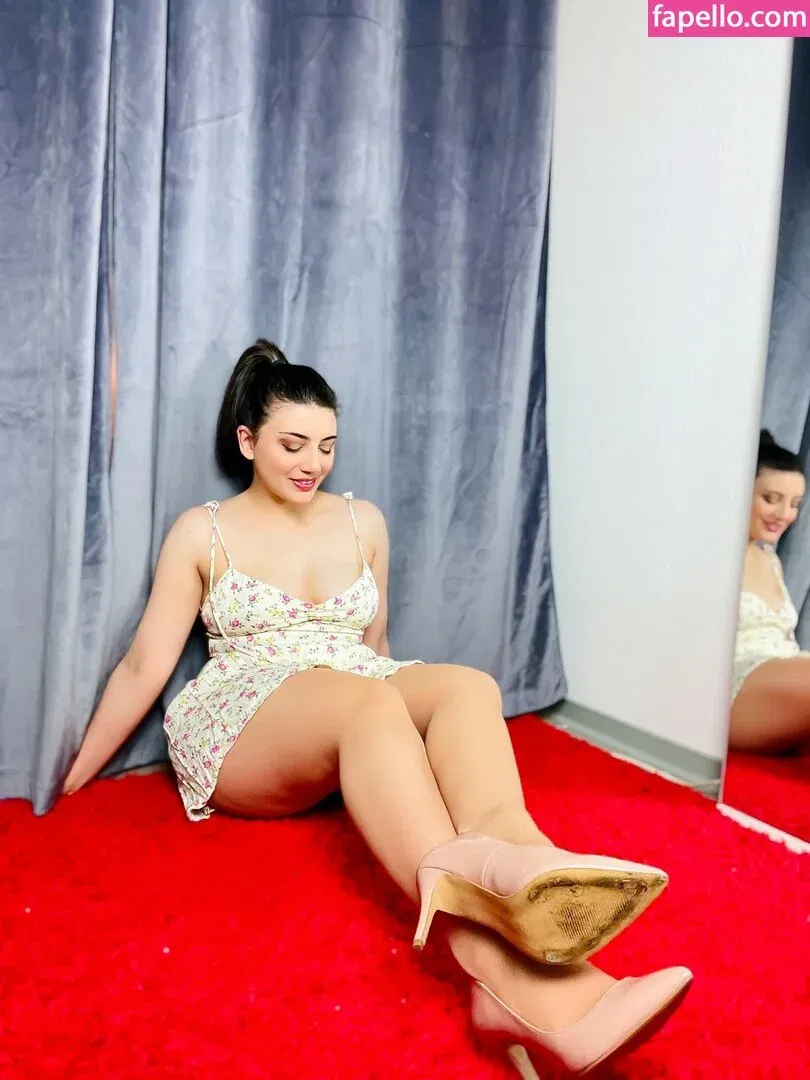 Ana Allabout Onlyfans Photo Gallery 