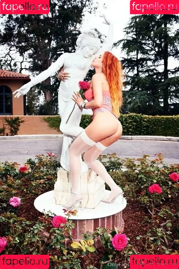 bellathornevip Onlyfans Photo Gallery 