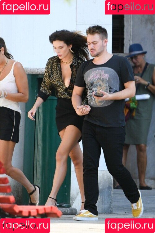 bellathornevip Onlyfans Photo Gallery 