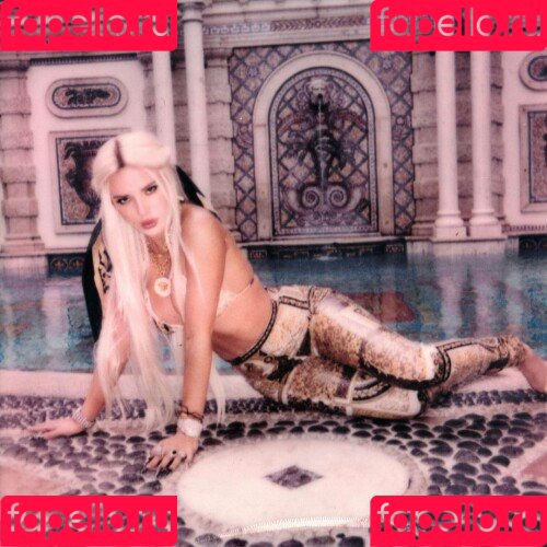 bellathornevip Onlyfans Photo Gallery 