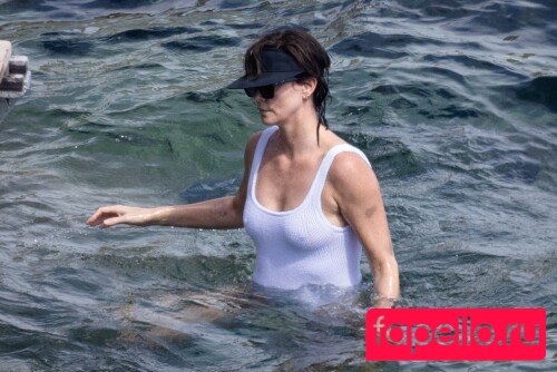 bellathornevip Onlyfans Photo Gallery 