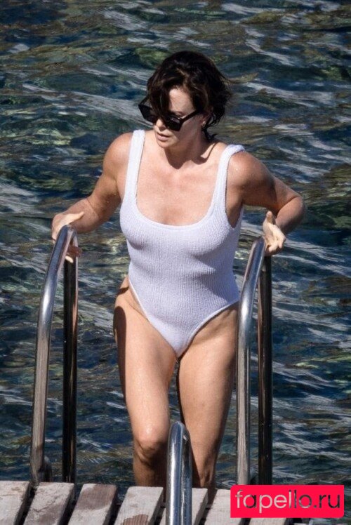 bellathornevip Onlyfans Photo Gallery 