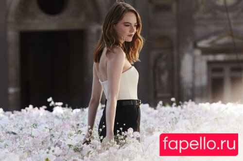 bellathornevip Onlyfans Photo Gallery 