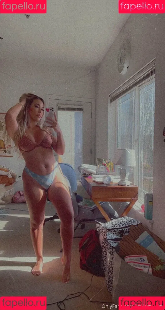 taylorsatomi Onlyfans Photo Gallery 