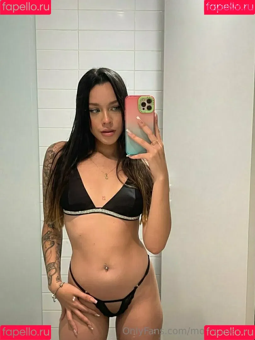 monikabeluci Onlyfans Photo Gallery 