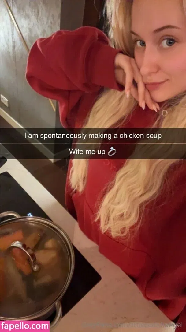 Littlepolilshangel Onlyfans Photo Gallery 