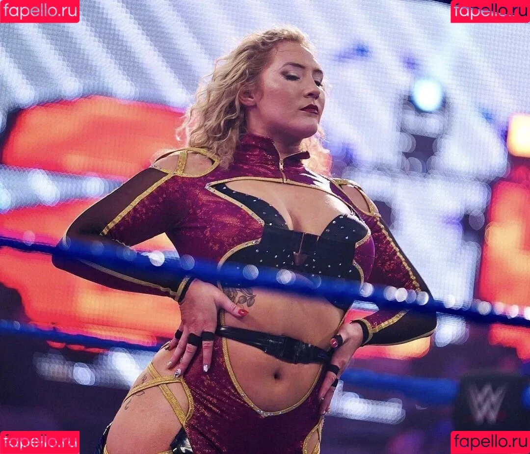 Nikkita Lyons Onlyfans Photo Gallery 