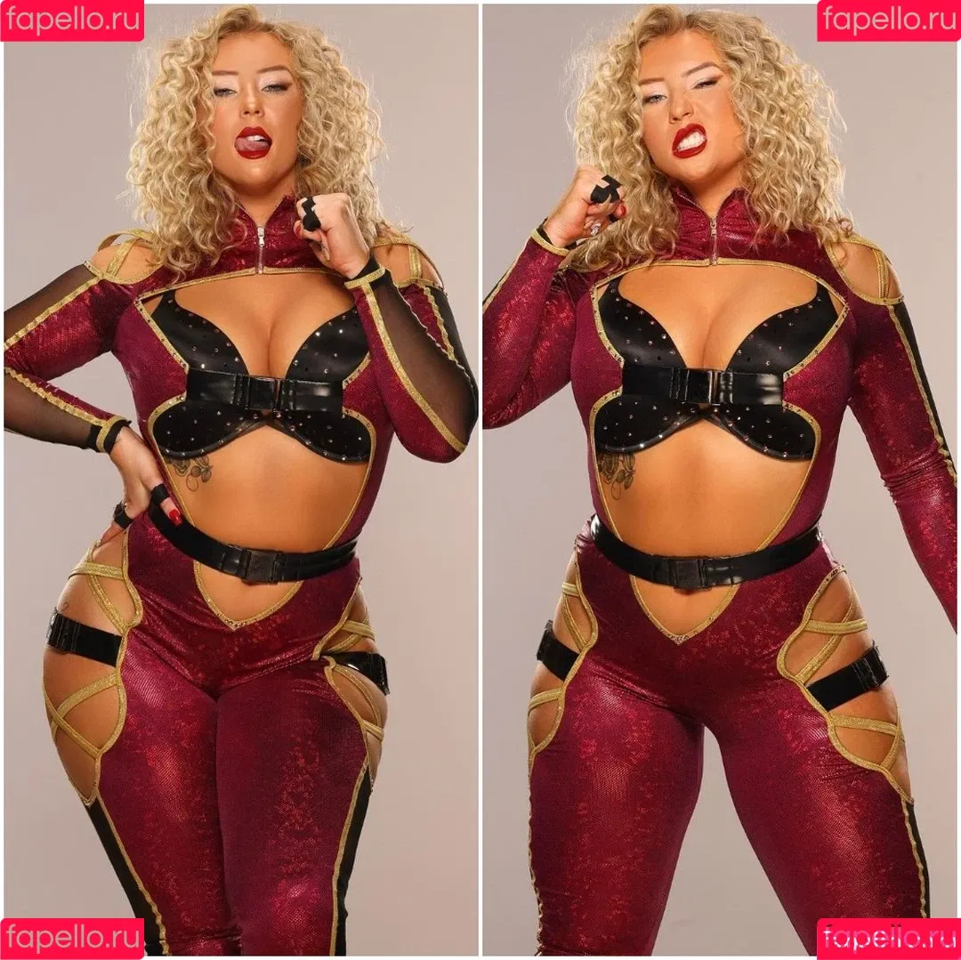 Nikkita Lyons Onlyfans Photo Gallery 