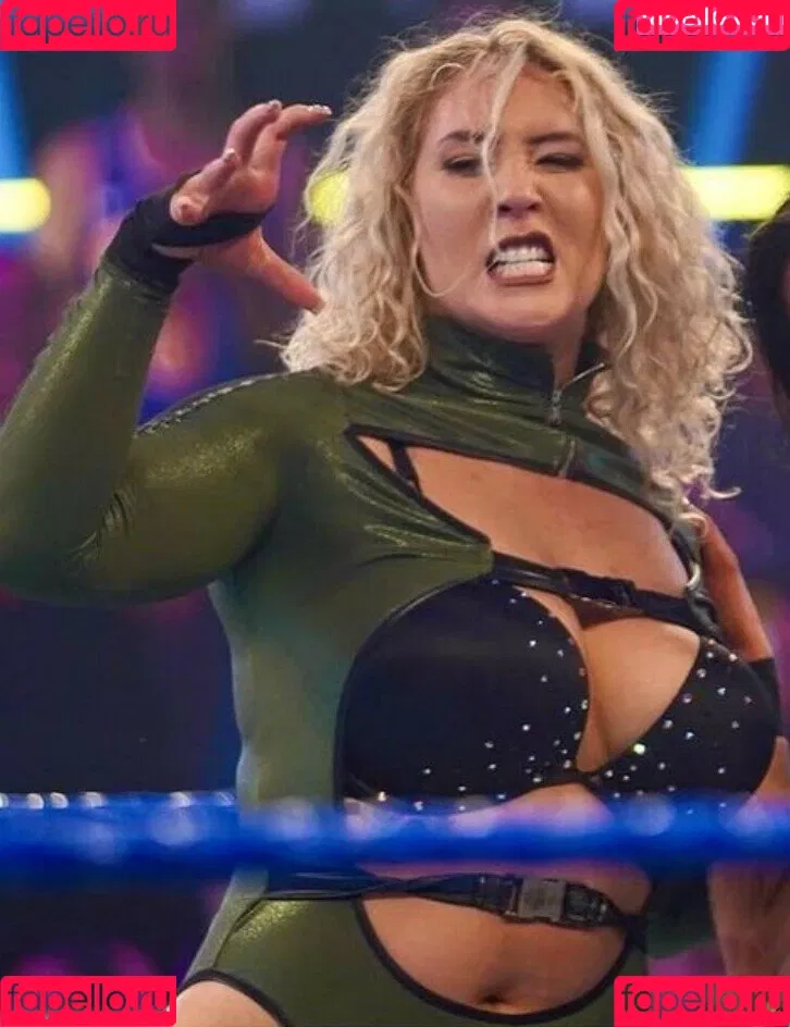 Nikkita Lyons Onlyfans Photo Gallery 