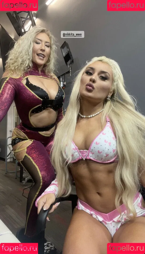 Nikkita Lyons Onlyfans Photo Gallery 