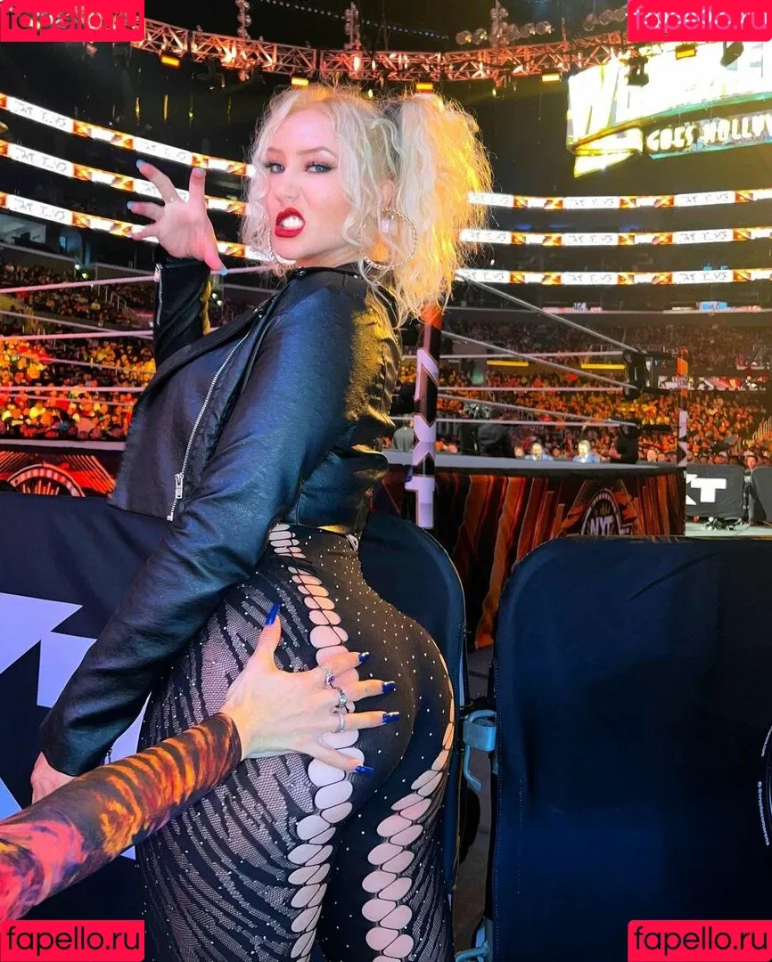 Nikkita Lyons Onlyfans Photo Gallery 