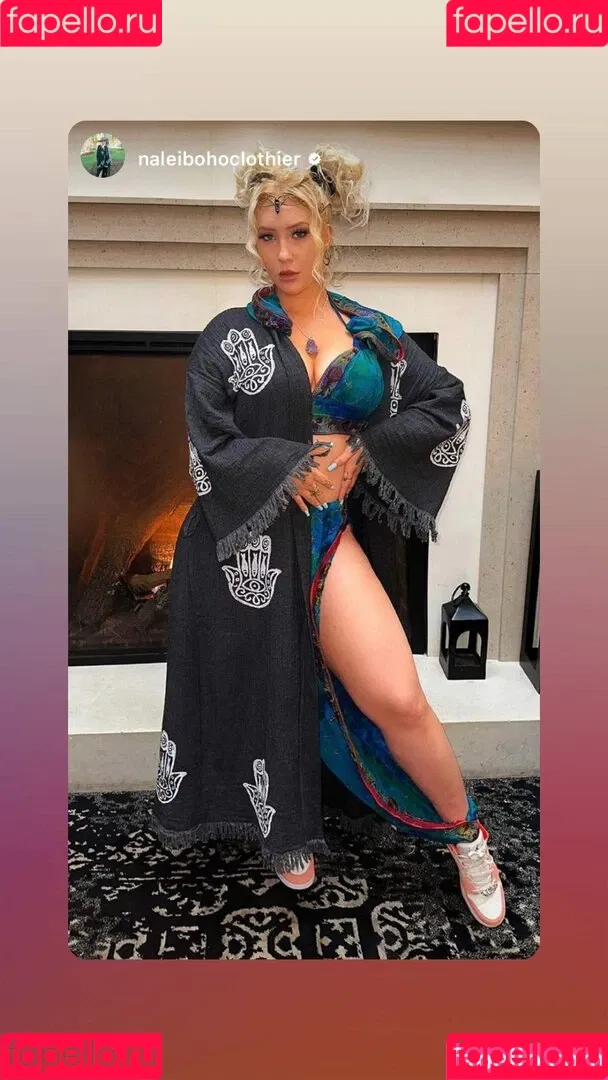 Nikkita Lyons Onlyfans Photo Gallery 