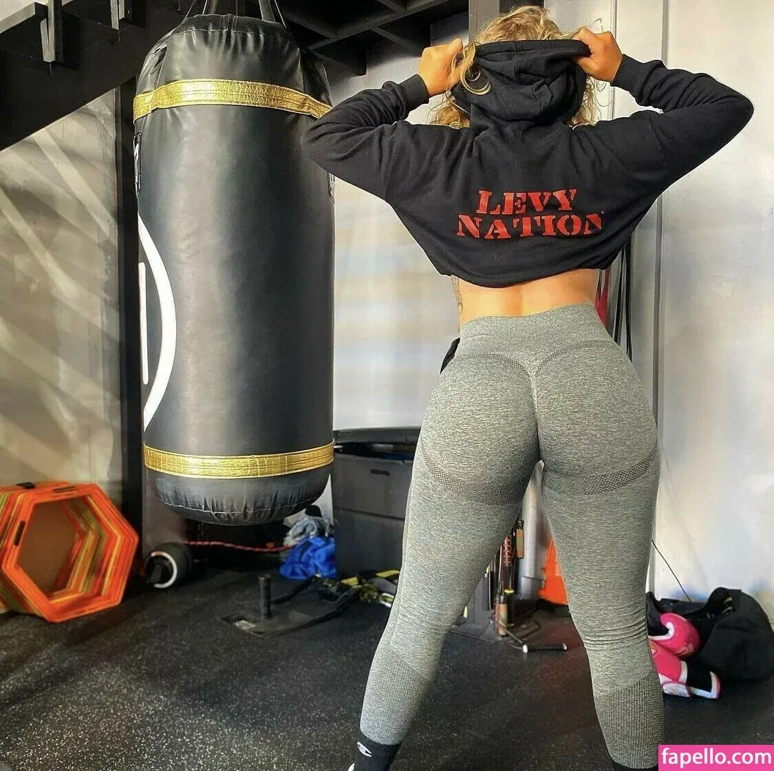 Nikkita Lyons Onlyfans Photo Gallery 