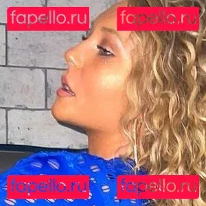 Nikkita Lyons Onlyfans Photo Gallery 