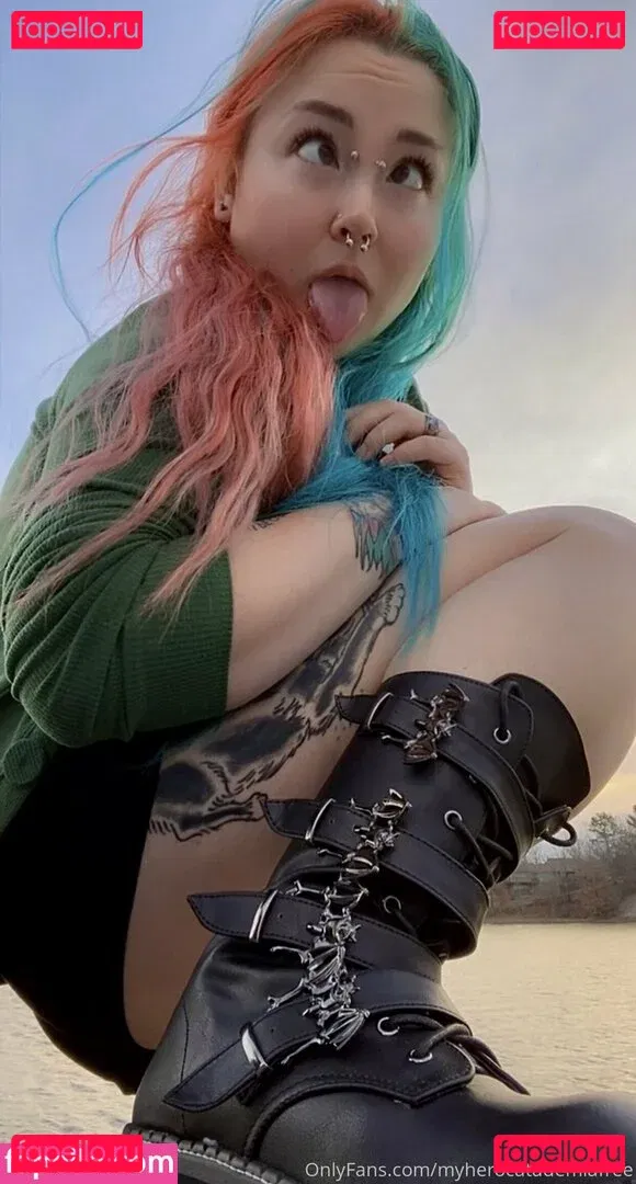 myherocatademiafree Onlyfans Photo Gallery 