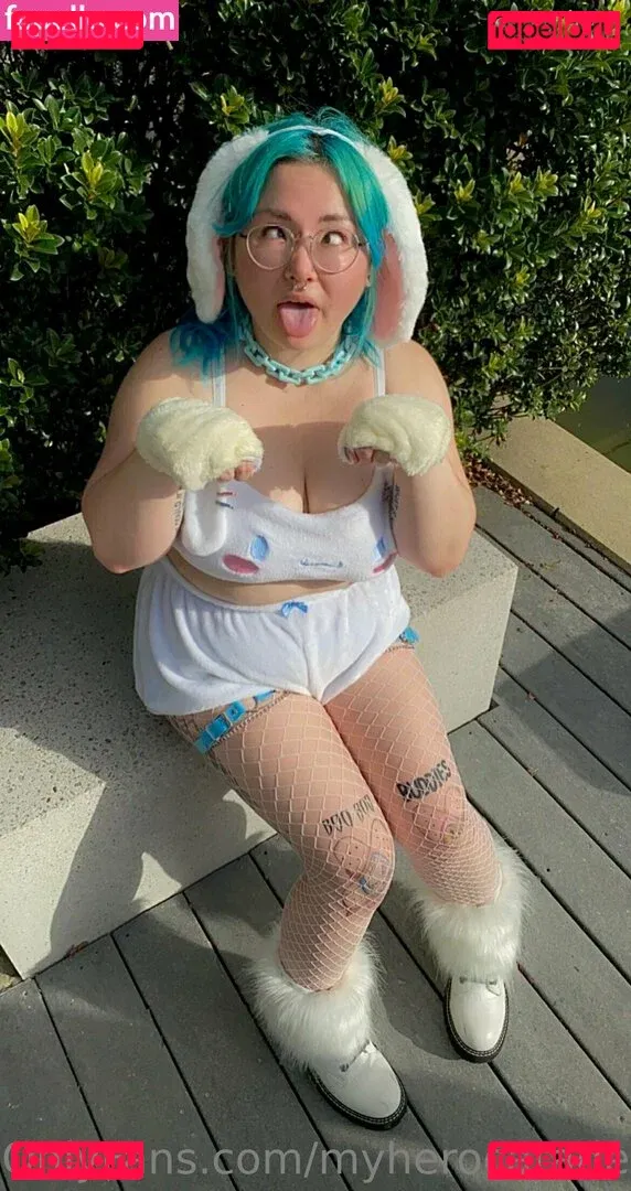 myherocatademiafree Onlyfans Photo Gallery 