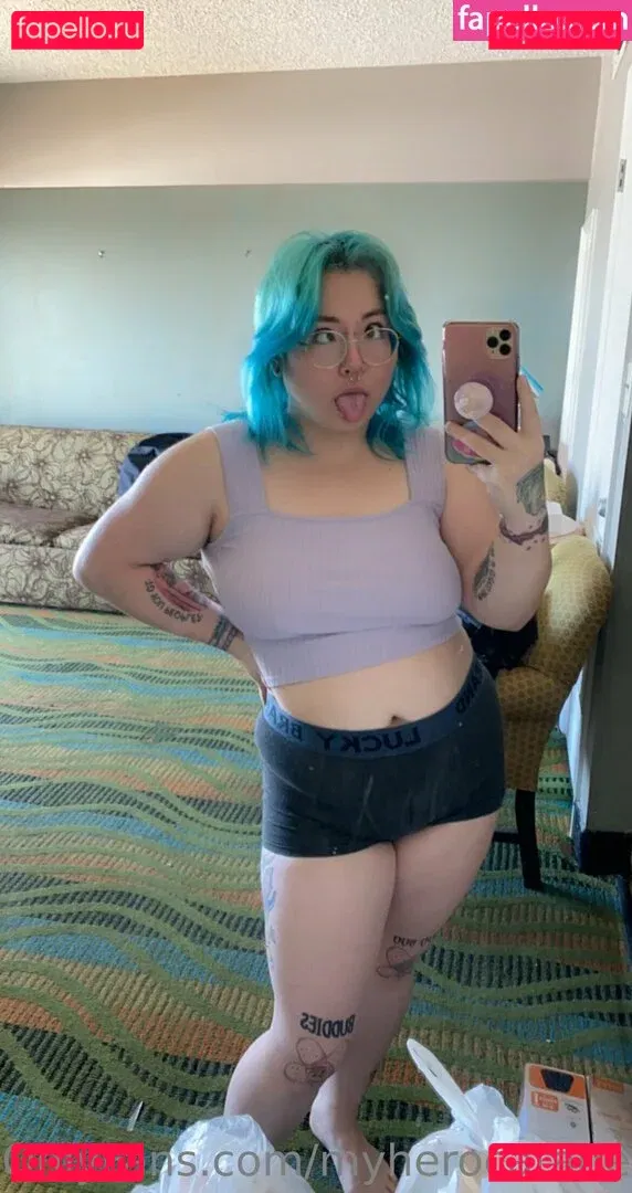 myherocatademiafree Onlyfans Photo Gallery 