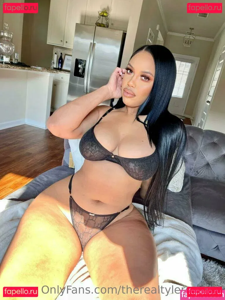 tylercamile Onlyfans Photo Gallery 