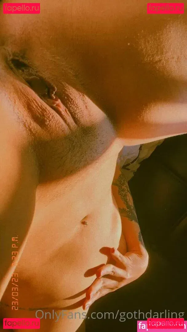 GothDarling Onlyfans Photo Gallery 