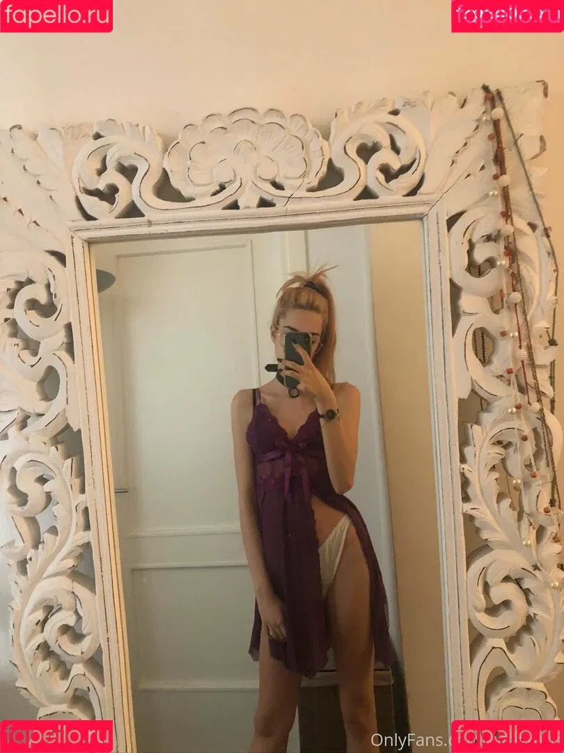 kvry22 Onlyfans Photo Gallery 