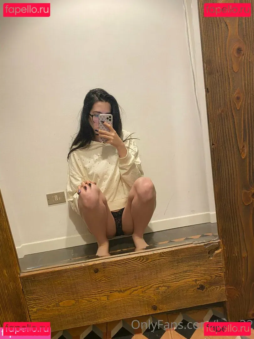 kvry22 Onlyfans Photo Gallery 