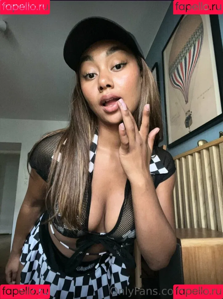 Elizabeth Anorue Onlyfans Photo Gallery 