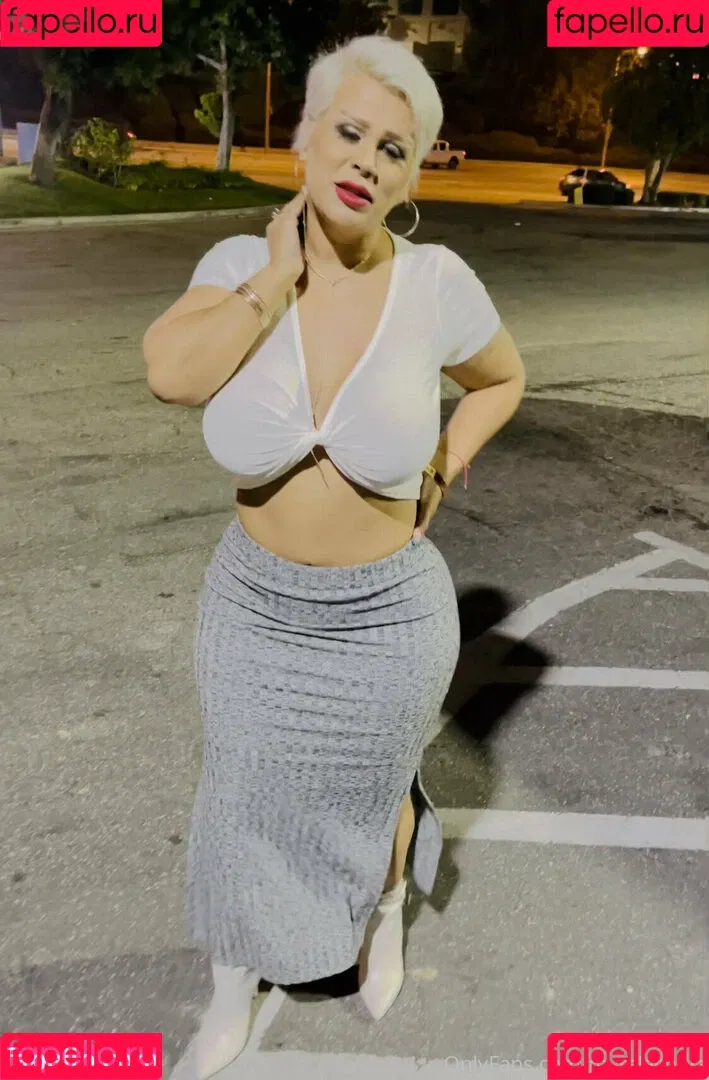 Myralachula Onlyfans Photo Gallery 