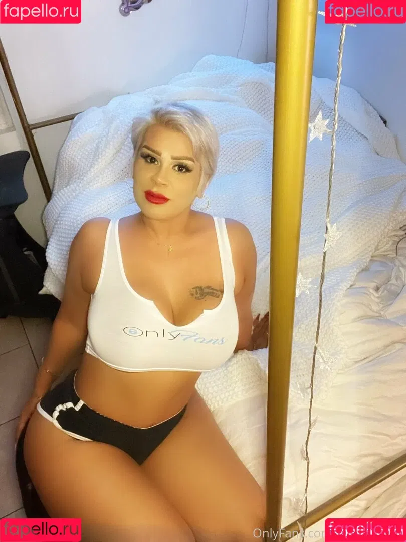 Myralachula Onlyfans Photo Gallery 