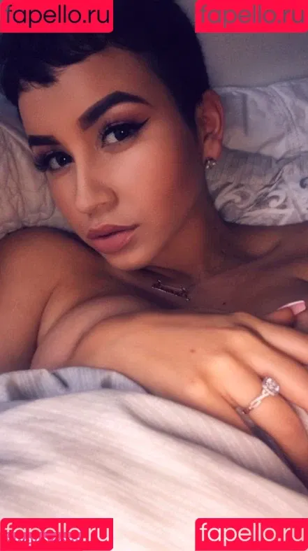 Stephmurves Onlyfans Photo Gallery 