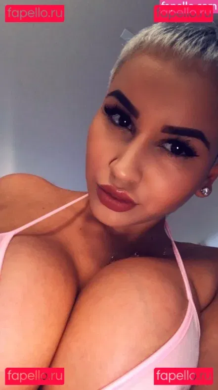 Stephmurves Onlyfans Photo Gallery 