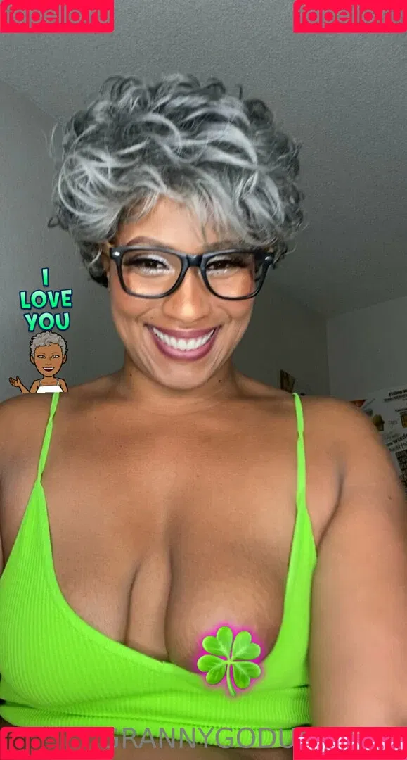 grannygodumb Onlyfans Photo Gallery 