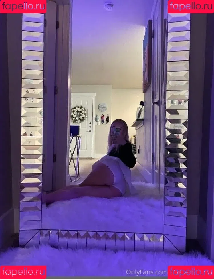 Alyssa Mckay Onlyfans Photo Gallery 