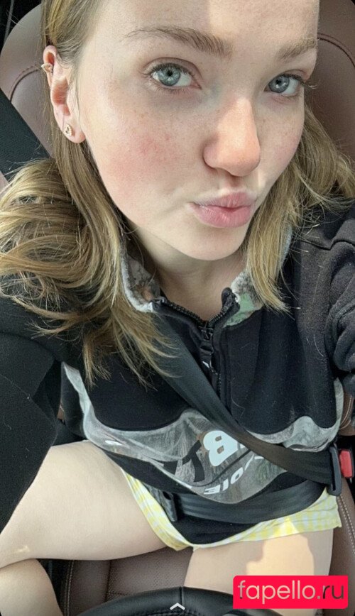 Alyssa Mckay Onlyfans Photo Gallery 