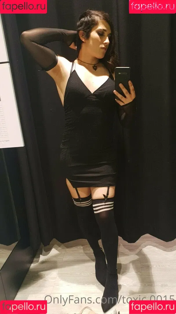 toxic.0015 Onlyfans Photo Gallery 