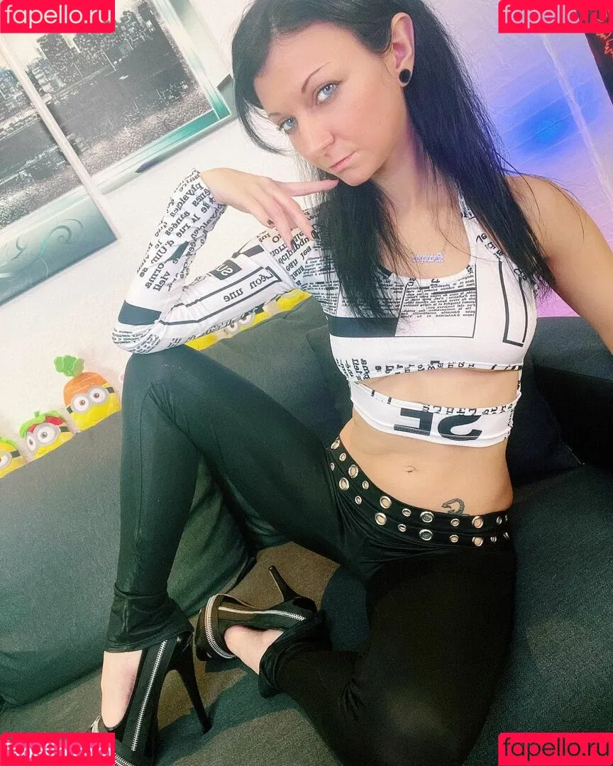 Laila Banx Onlyfans Photo Gallery 