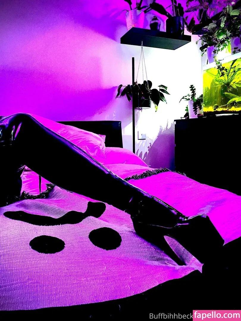 buffbecky Onlyfans Photo Gallery 