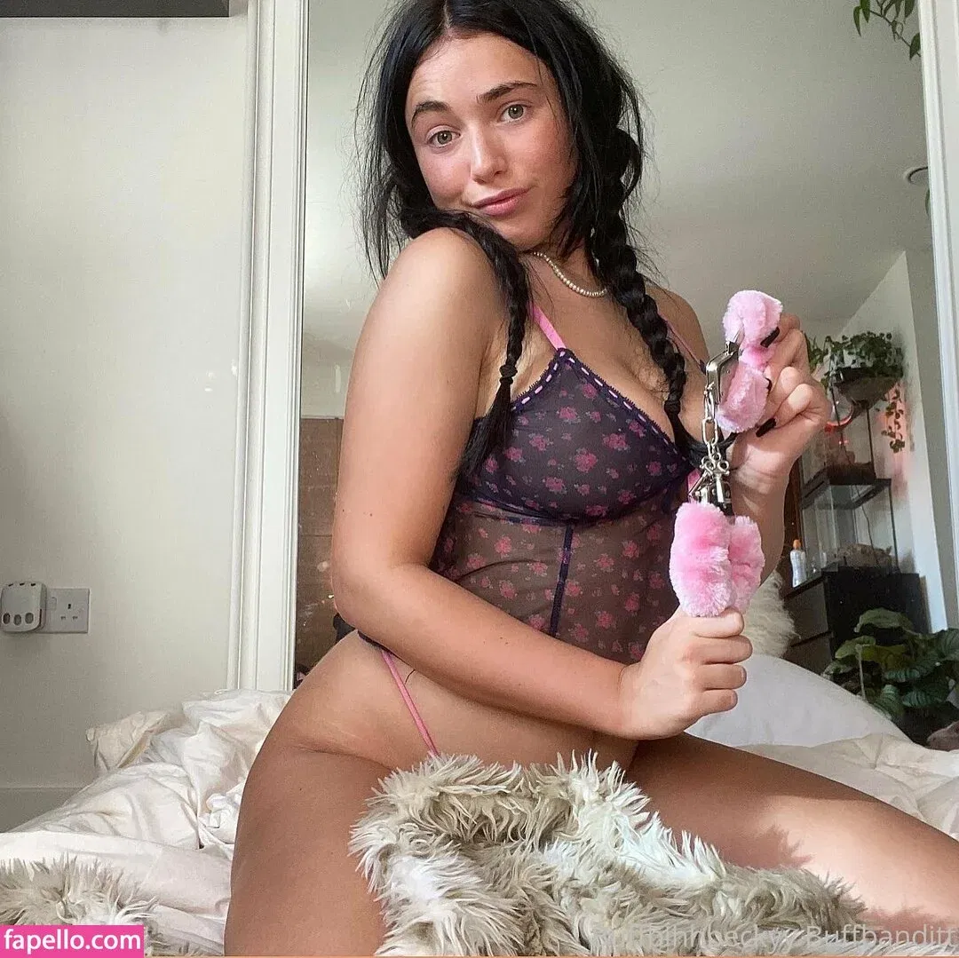 buffbecky Onlyfans Photo Gallery 