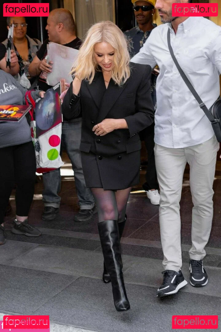 Kylie Minogue Onlyfans Photo Gallery 