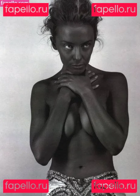 Kylie Minogue Onlyfans Photo Gallery 